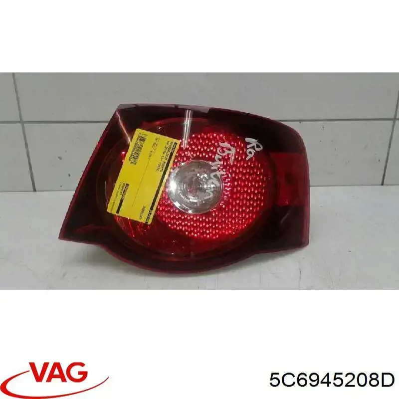 99451795002 Diamond/DPA Задній правий зовнішній ліхтар