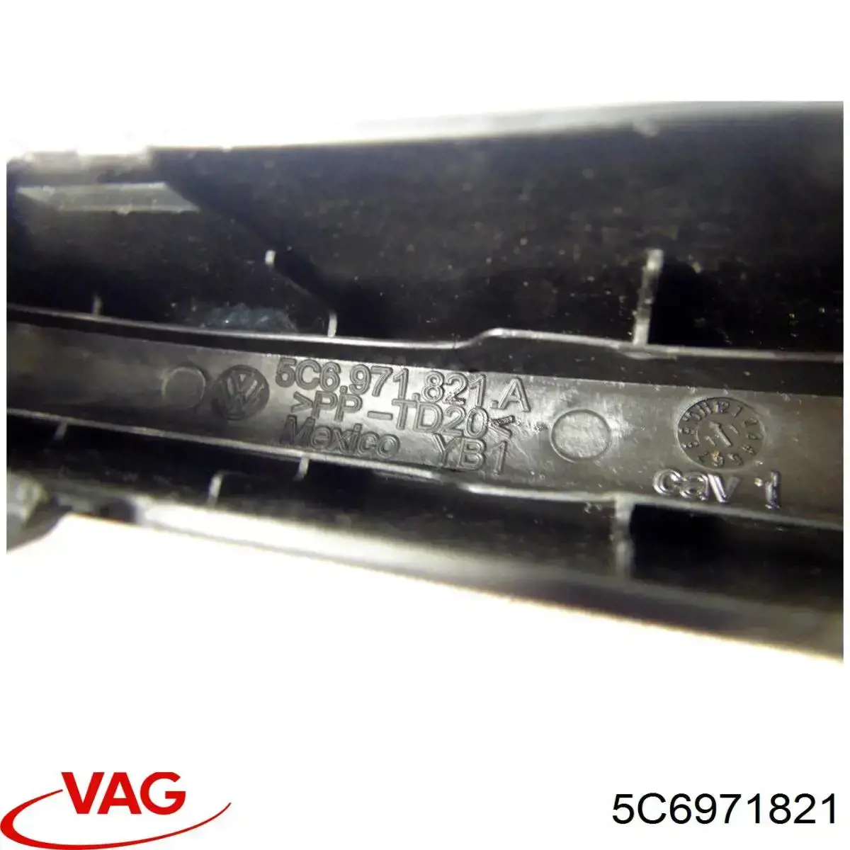 5C687736382V VAG облицювання багажного відсіку, ліве