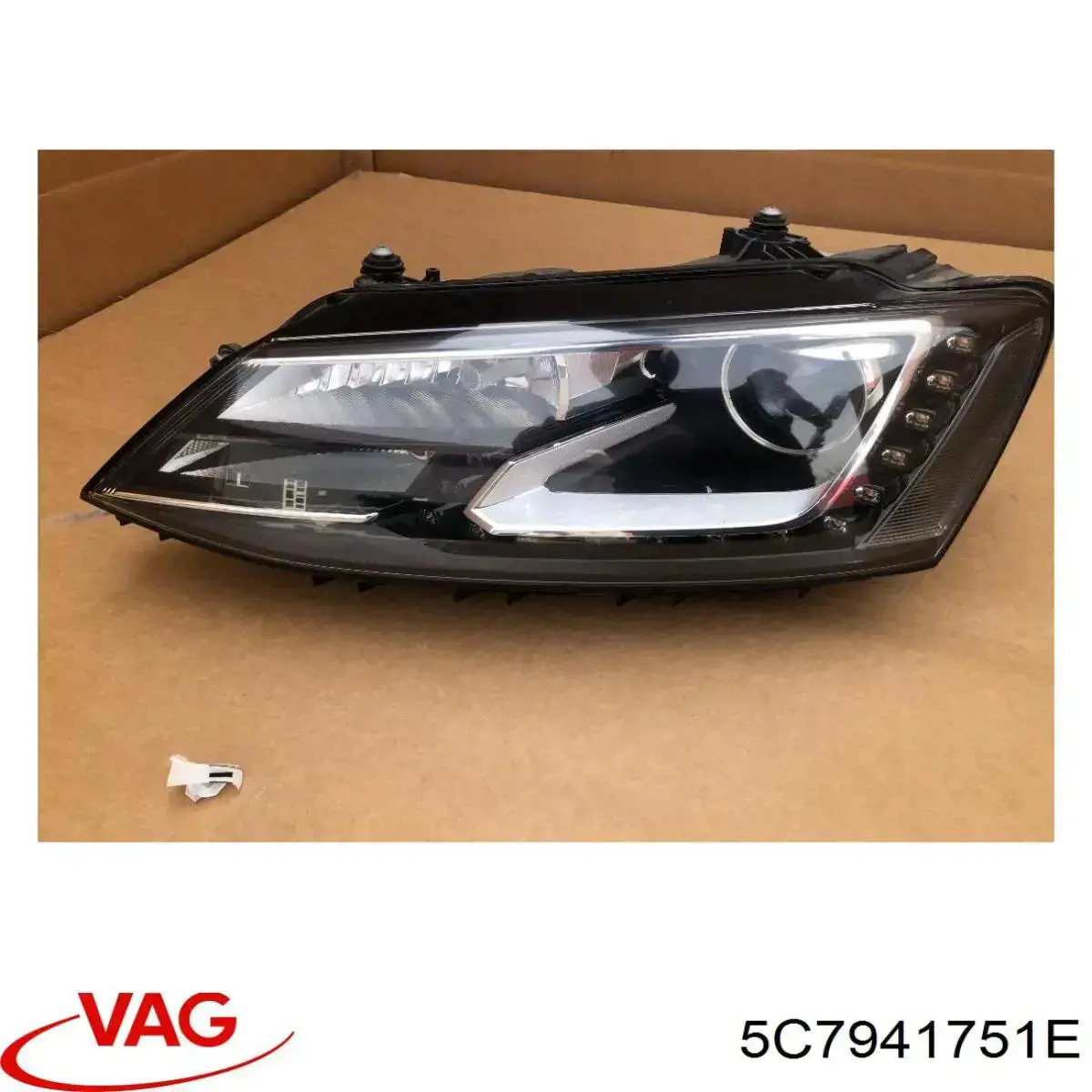 Фара ліва передня Signeda ZVG111760L ціна, від 421.24 USD