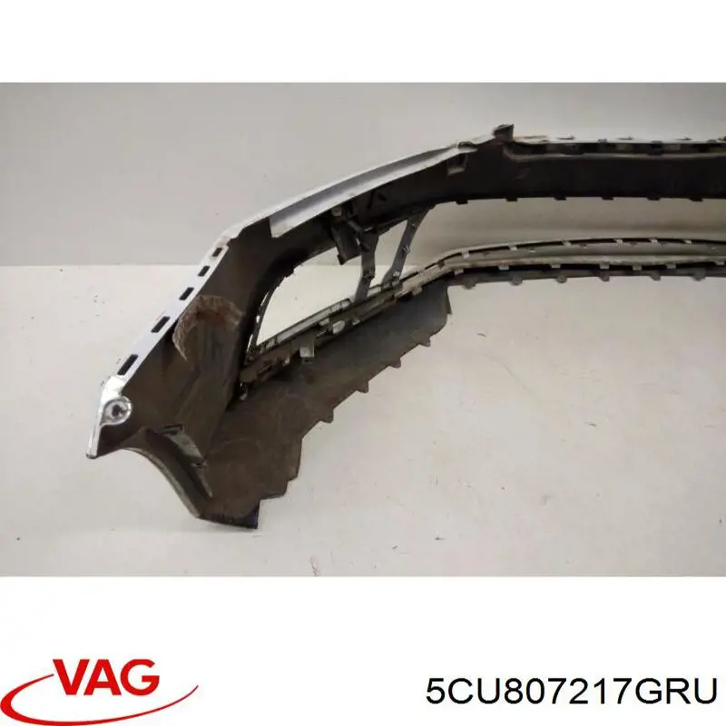 Передній бампер 5CU807217GRU VAG