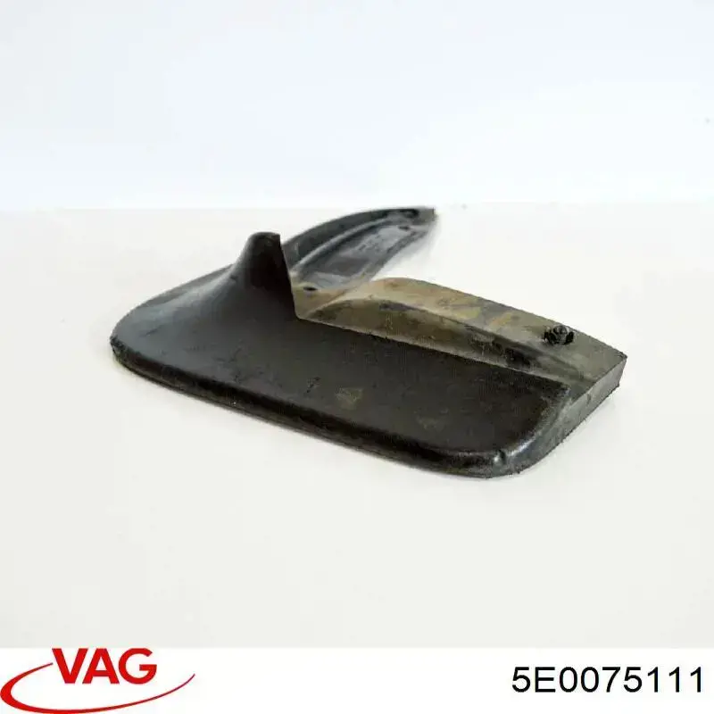 Брызговики передние, комплект VAG 5E0075111