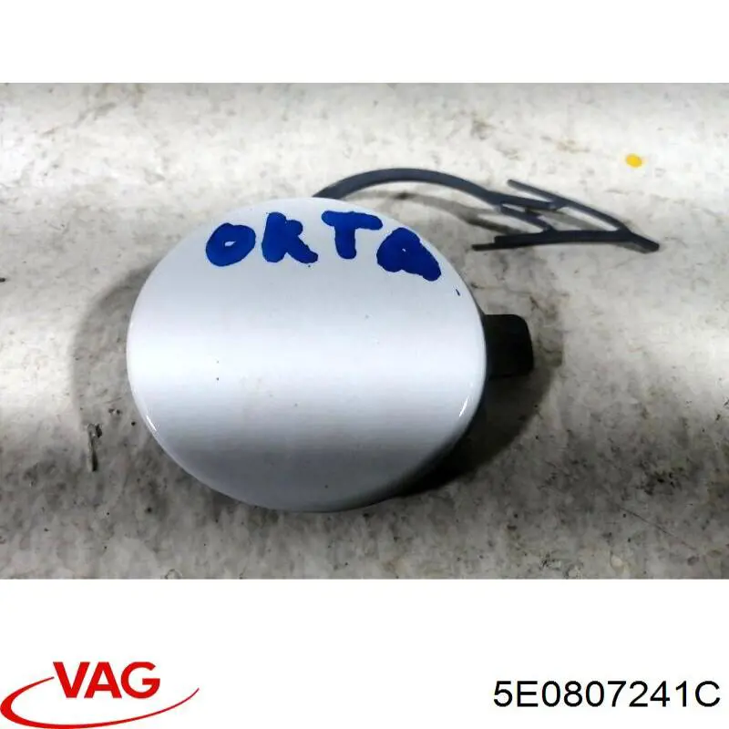 Заглушка бампера буксирувального гака, передня VAG 5E0807241C ціна, від 6.19 USD