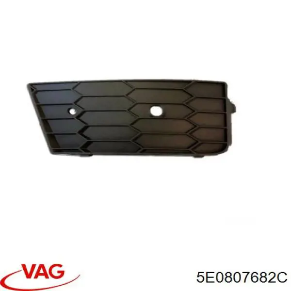 5E0807682C9B9 VAG заглушка/ решітка протитуманних фар бампера переднього, права
