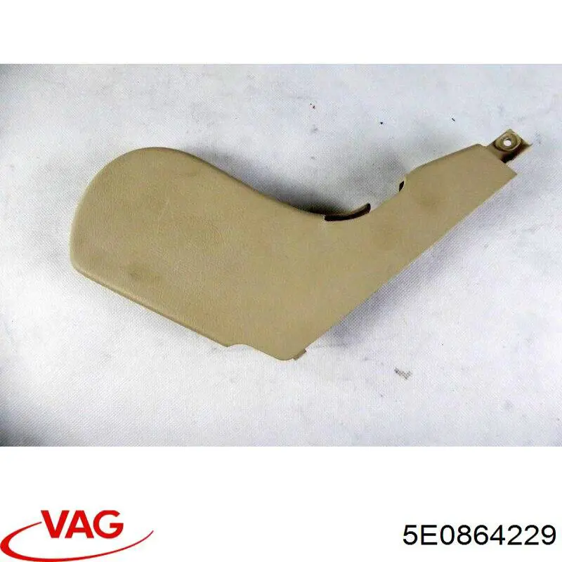 5E0864229 VAG Попільничка
