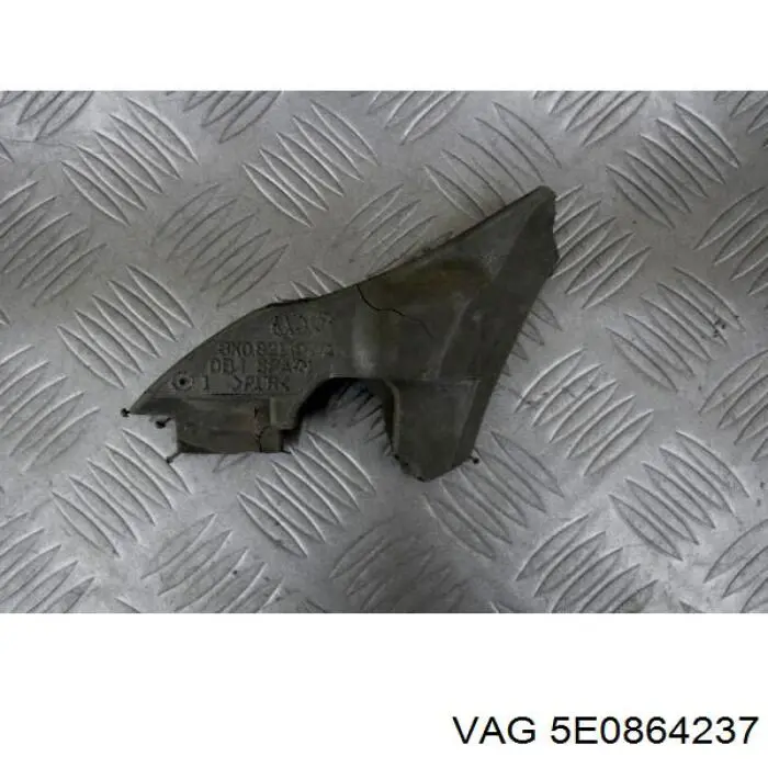 Захист моторного відсіку VAG 5E0864237 ціна, від 5.83 USD