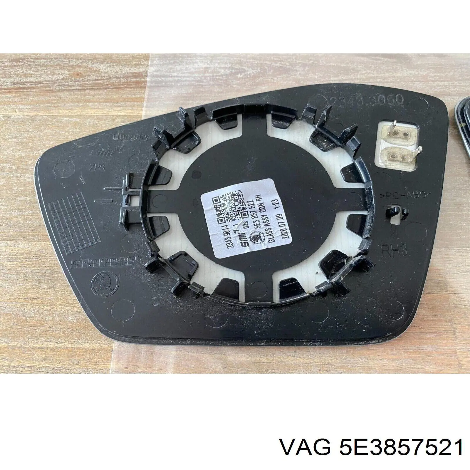 5E3857521 VAG Дзеркальний елемент лівий