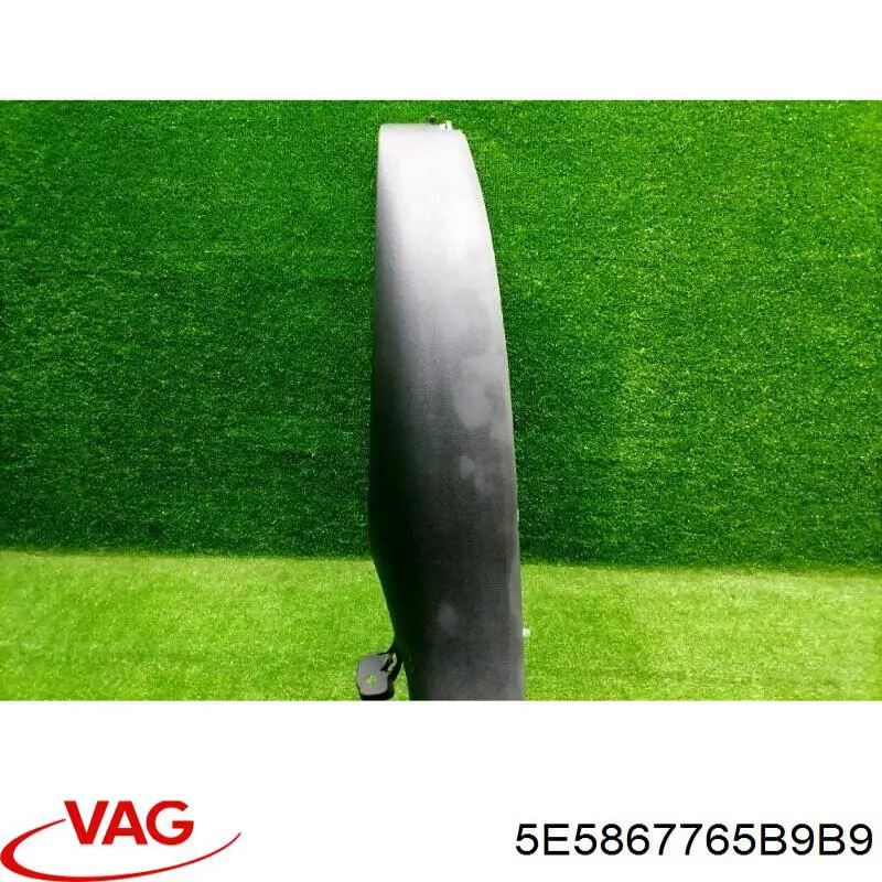 Купити 5E5867765B9B9 VAG Накладка дверного порогу внутрішня, задня ліва