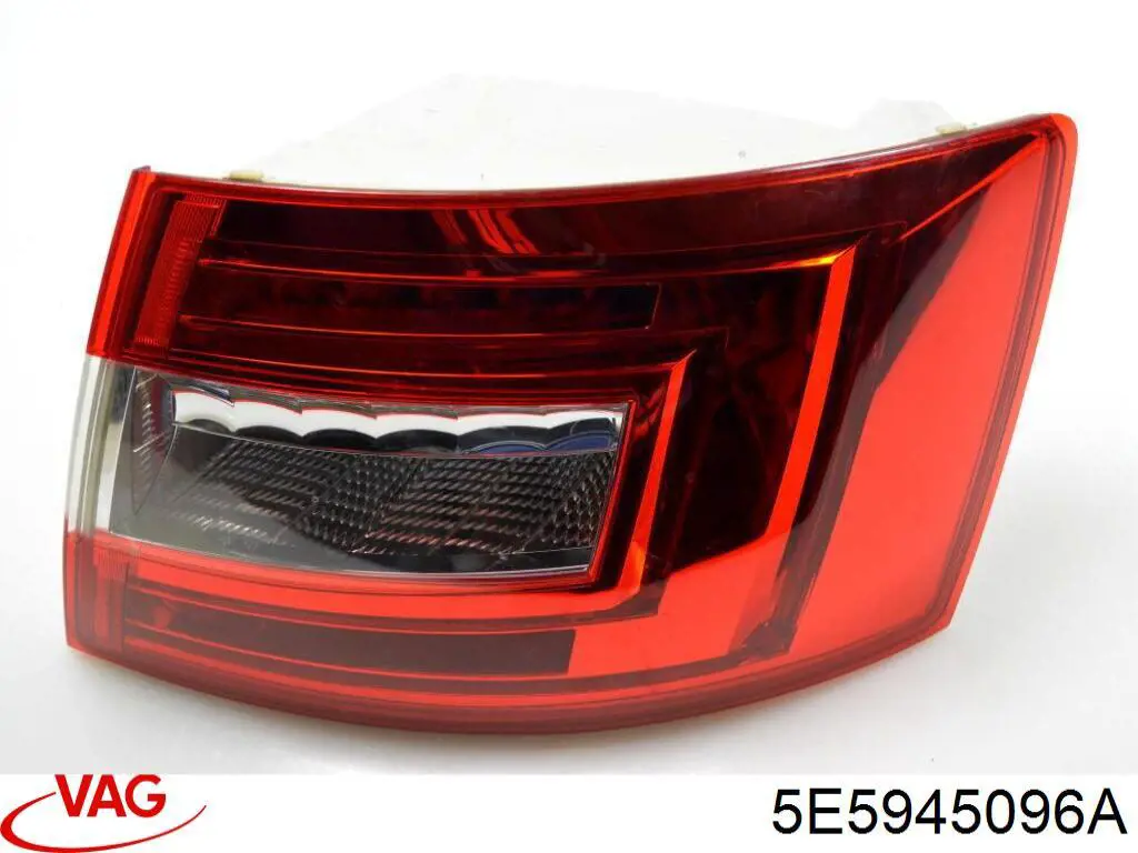 Купити 5E5945096A VAG Задня права фара