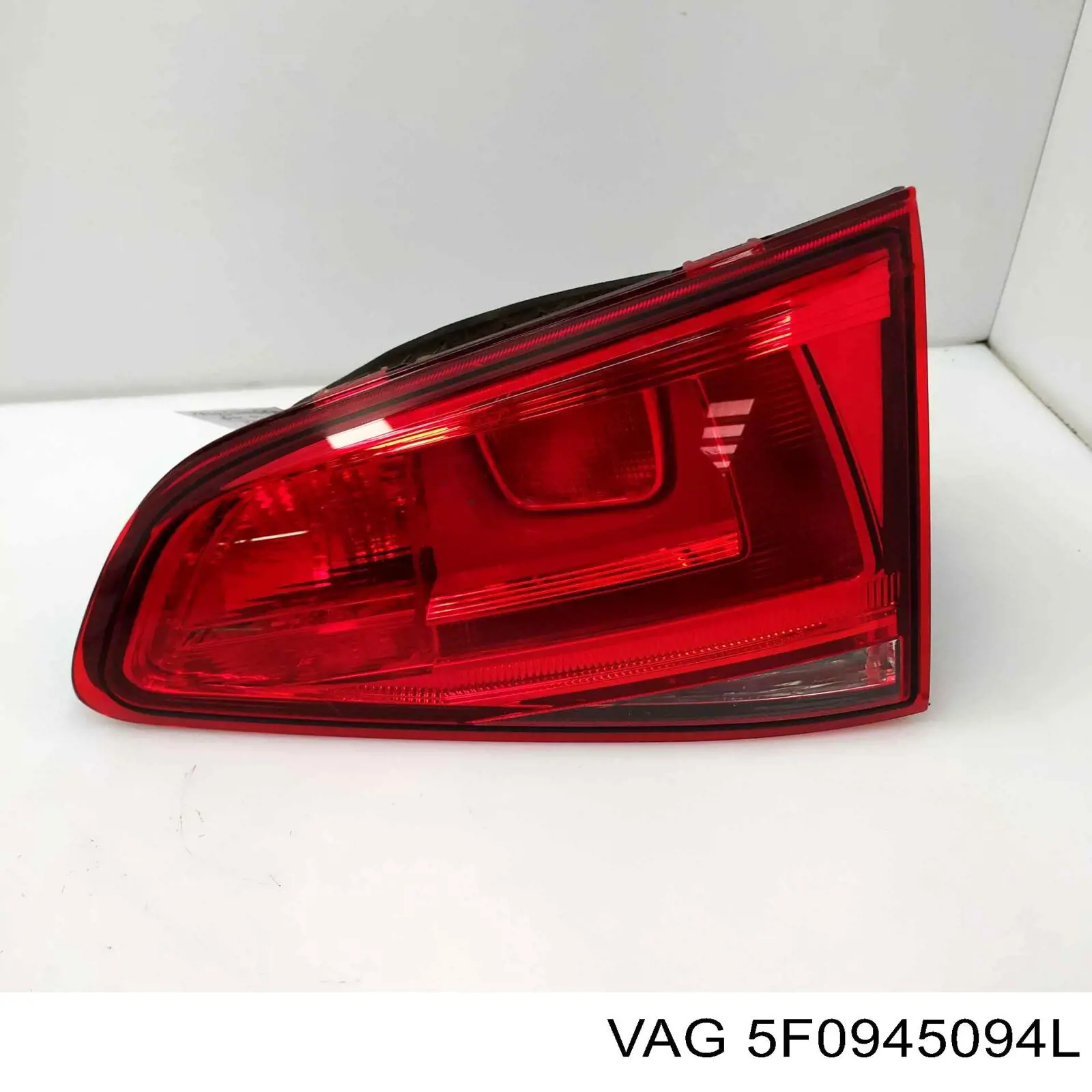 5F0945094L VAG Ліхтар задній правий, внутрішній