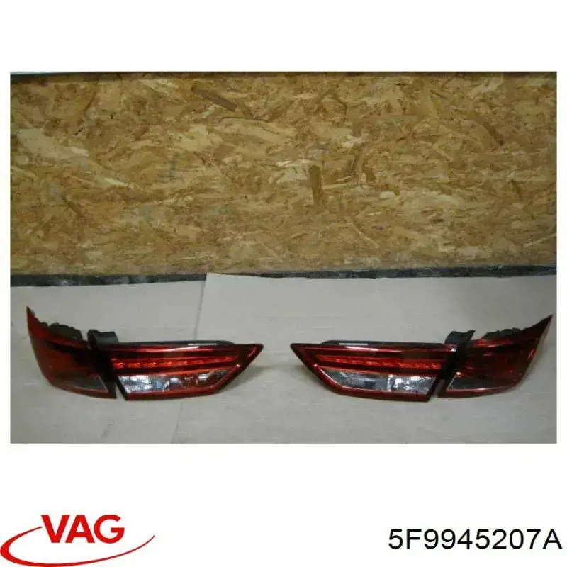 Задня ліва зовнішня фара VAG 5F9945207A ціна, від 172.69 USD
