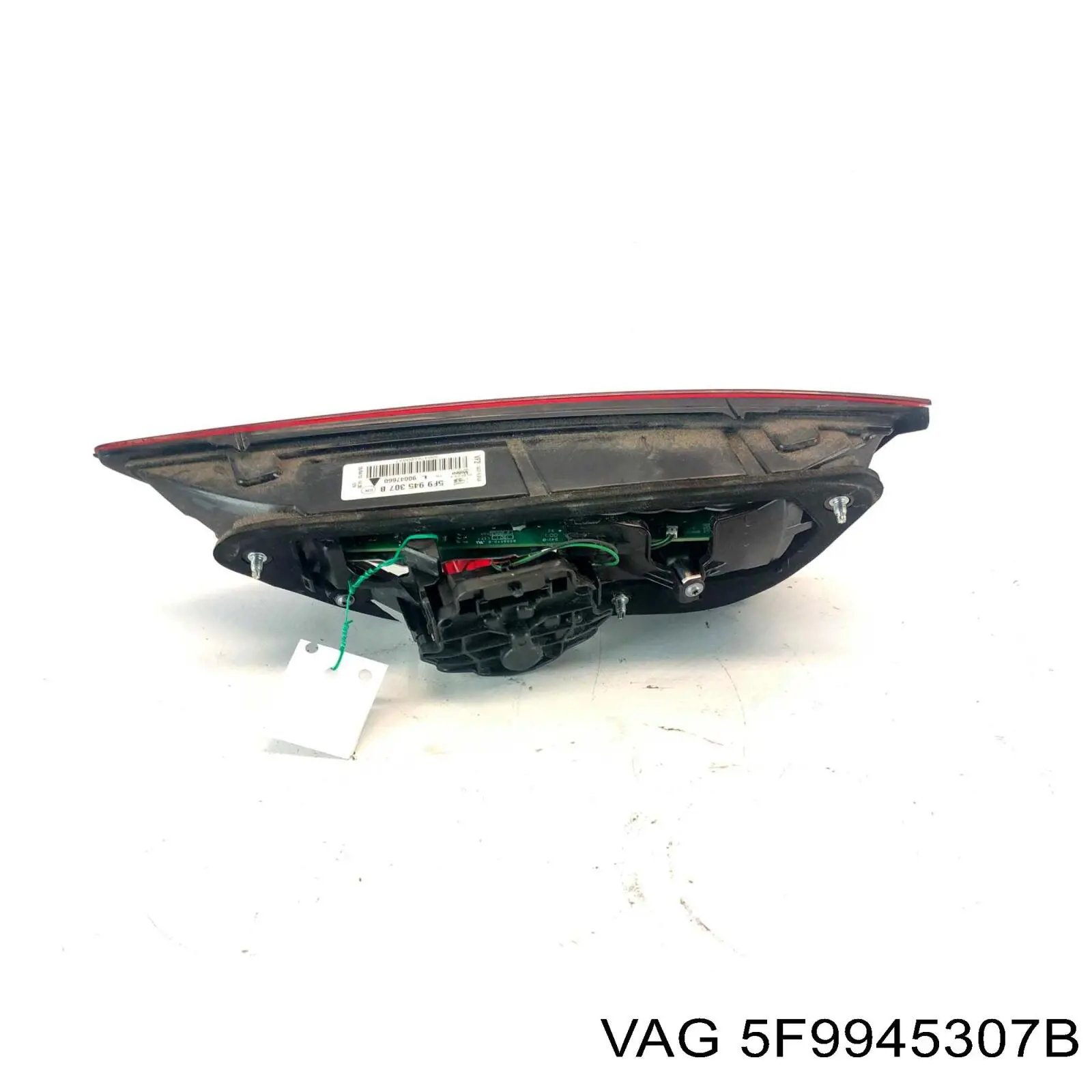 Ліхтар задній лівий VAG 5F9945307B ціна, від 13.67 USD
