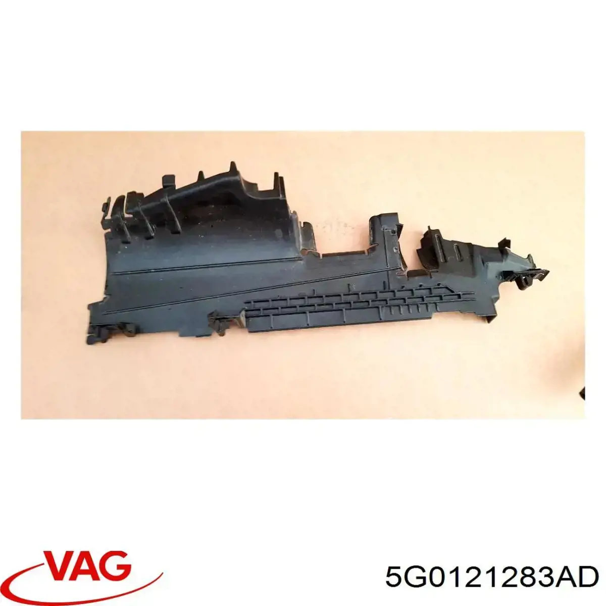 Купити 5G0121283P VAG Повітропровід (дефлектор) радіатора, лівий