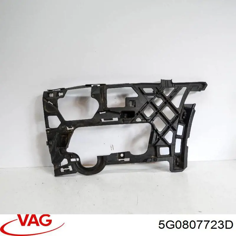 Кріплення бампера Diamond/DPA 88071622502 ціна, від 13.35 USD