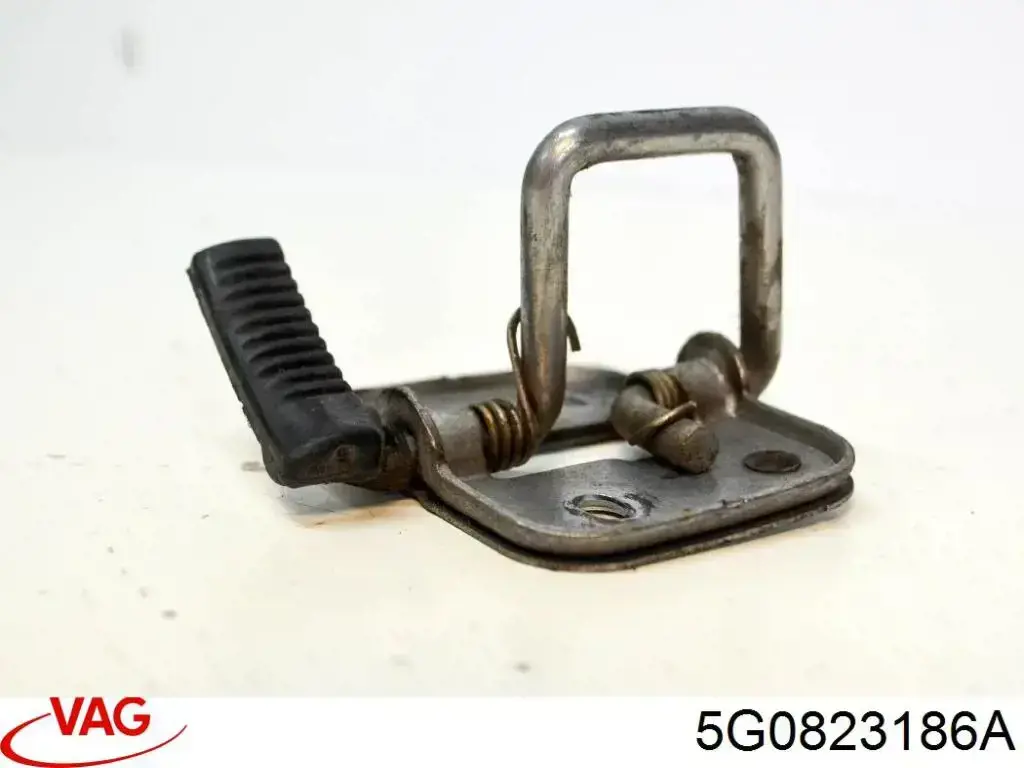 5G0823186A VAG Запор капота (замок і привід замка капота)