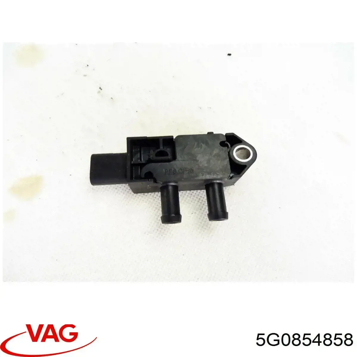 Купити 5G0854858 VAG Бризковики задній, правий