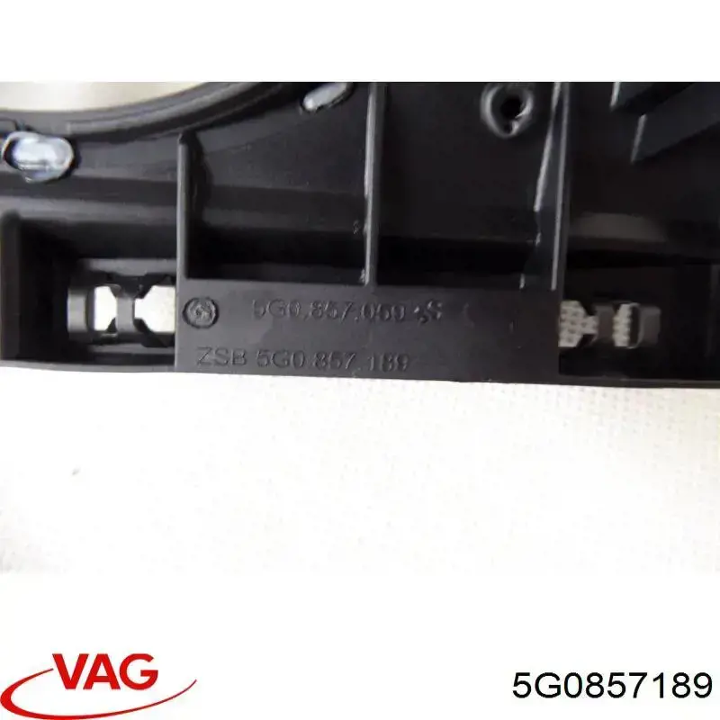 Облицювання щитка приладів "торпедо" VAG 5G0857189CYC