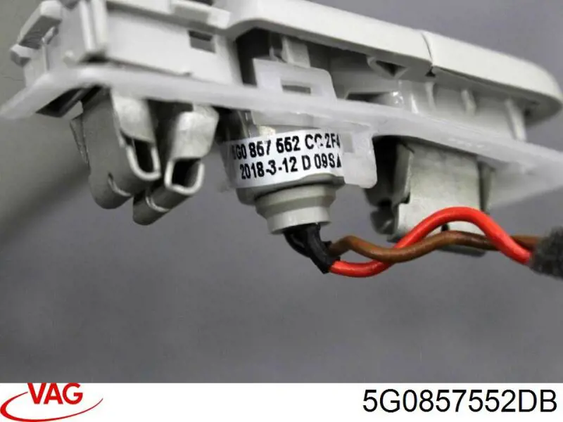 Козирок сонцезахисний автомобіля VAG 5G0857552DB ціна, від 50.34 USD