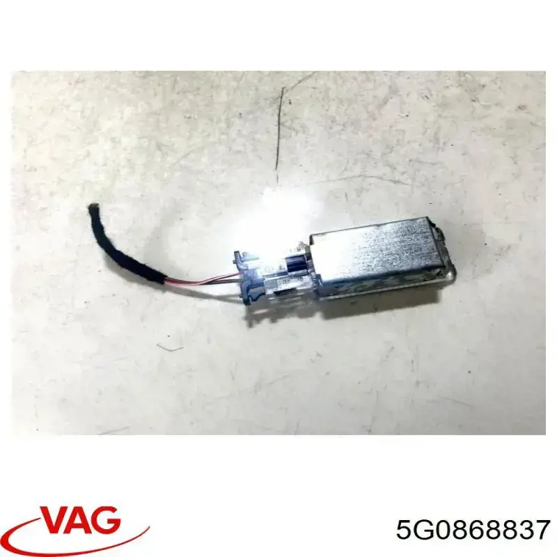 Плафон освітлення салону/кабіни VAG 5G0868837 ціна, від 31.62 USD