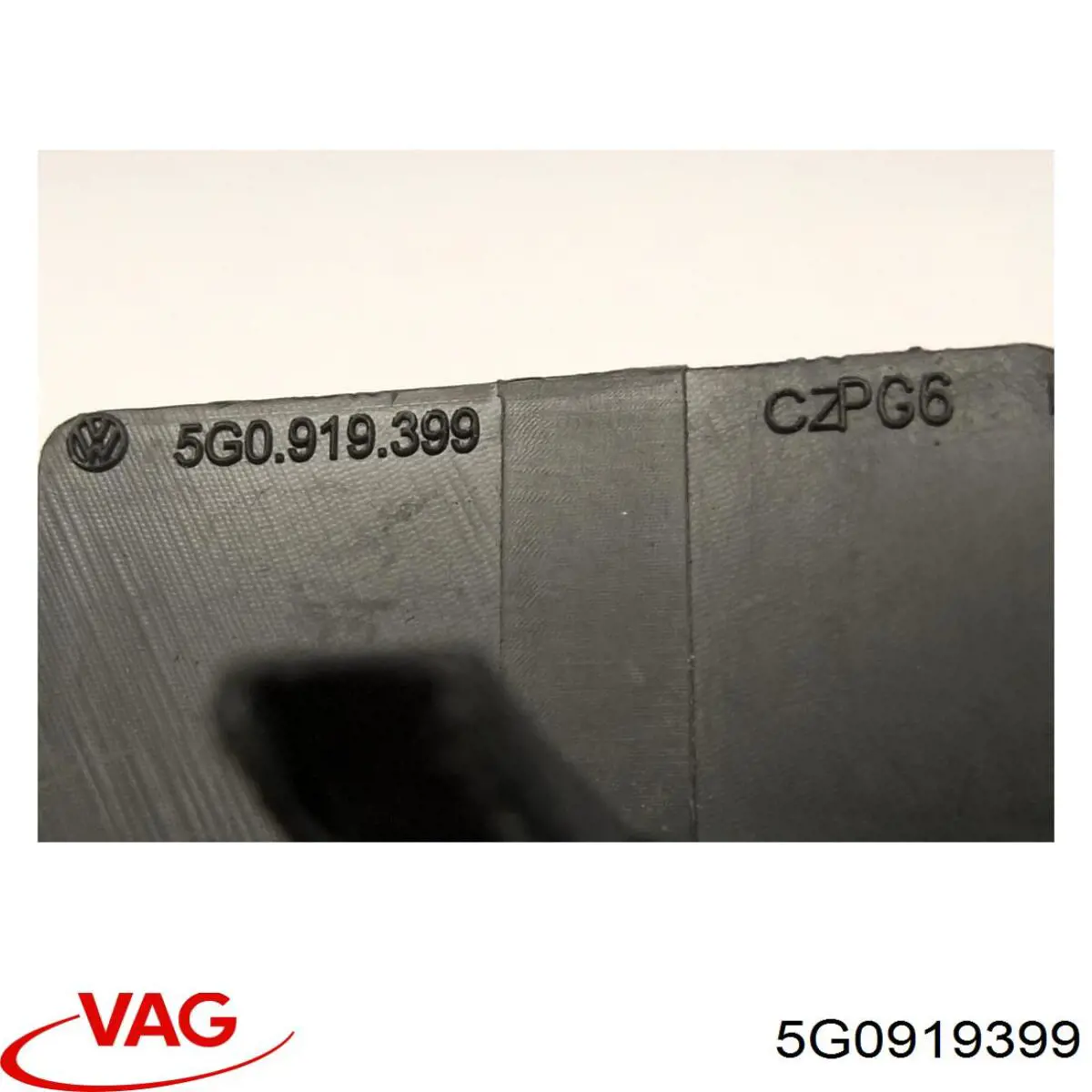 5G0919399 VAG Бампер передній в зборі