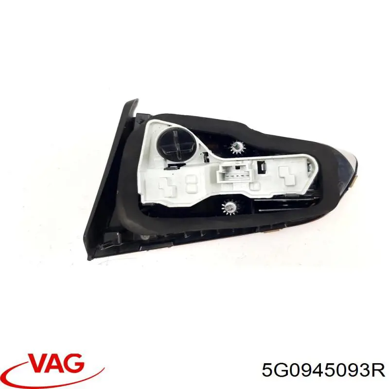 Стоп задній VAG 5G0945093R ціна, від 44.34 USD