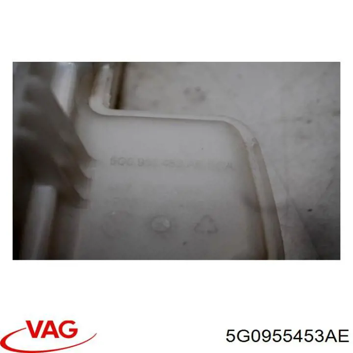 5G0955453AE VAG Водяний бачок омивача фар