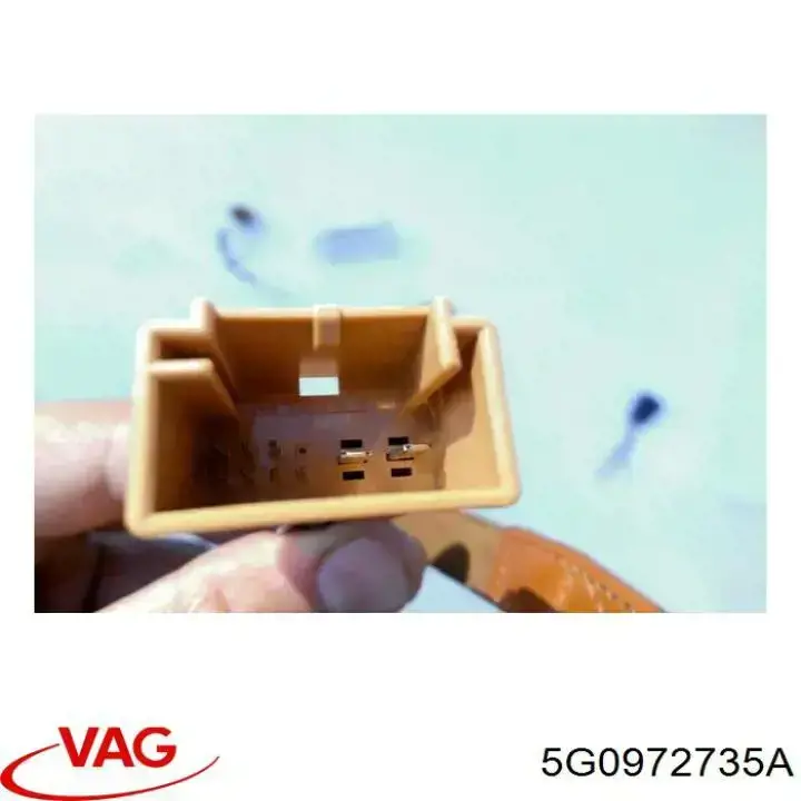 Роз'єм (фішка) генератора VAG 5G0972735A ціна, від 3.61 USD