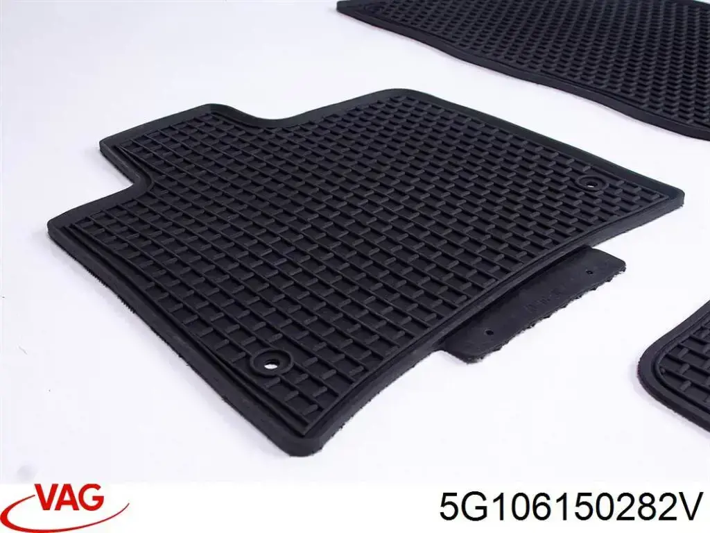5G1061502A82V VAG Гумові килимки передні
