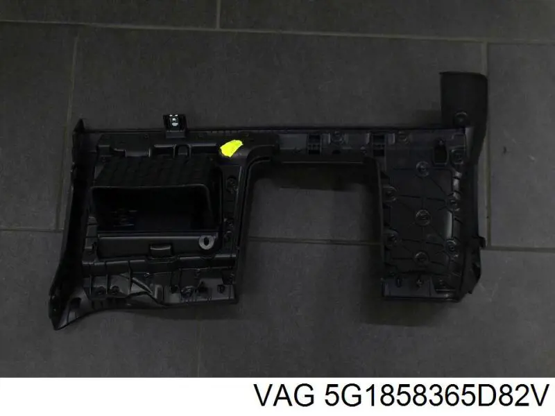 Купити 5G1858365D82V VAG 