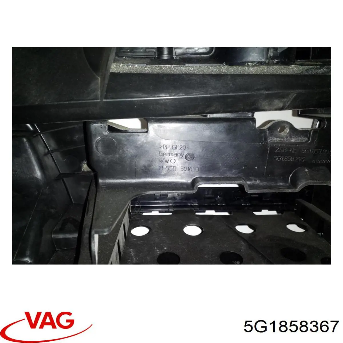  VAG 5G1858367