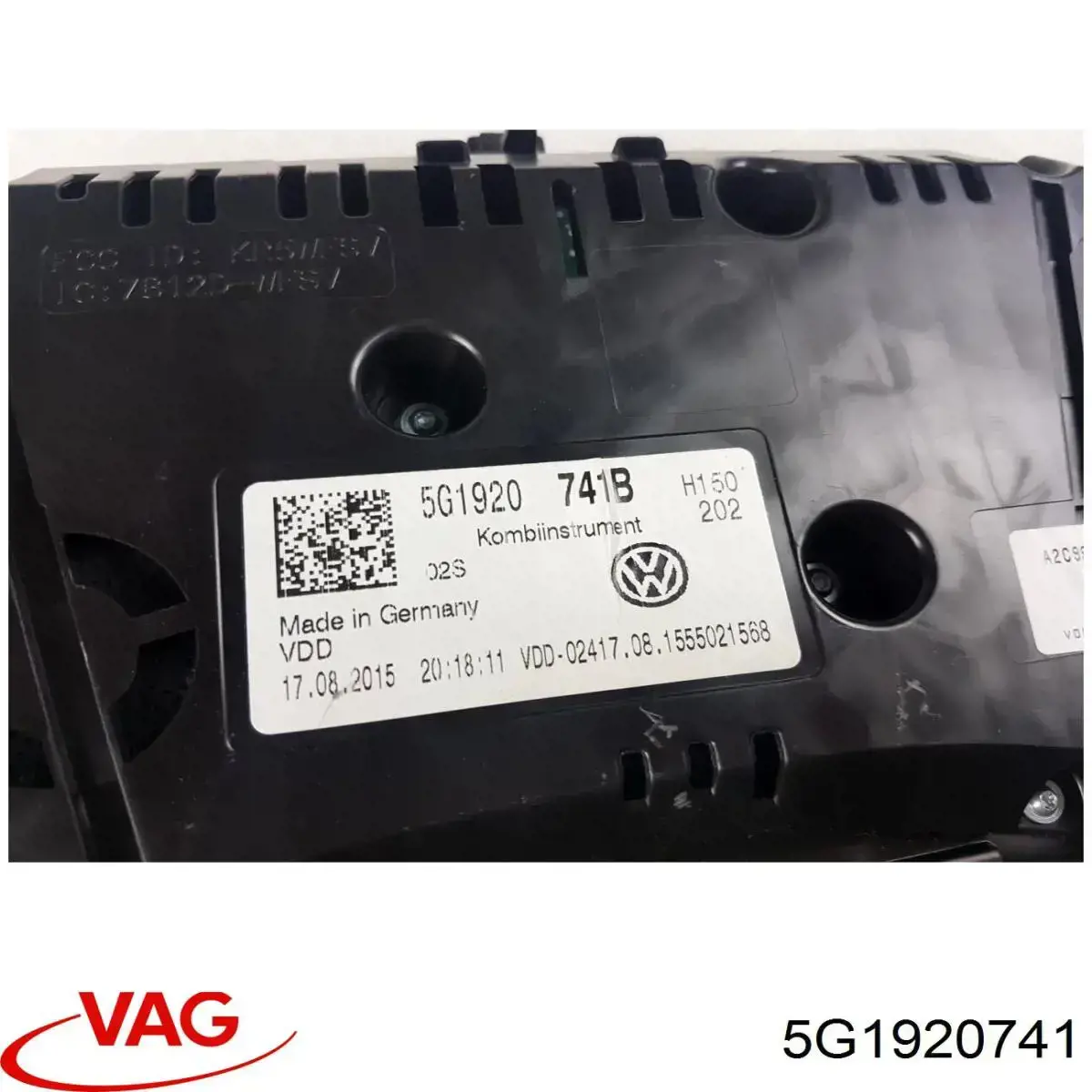 щиток приладу VAG 5G1920741 ціна, від 112.20 USD
