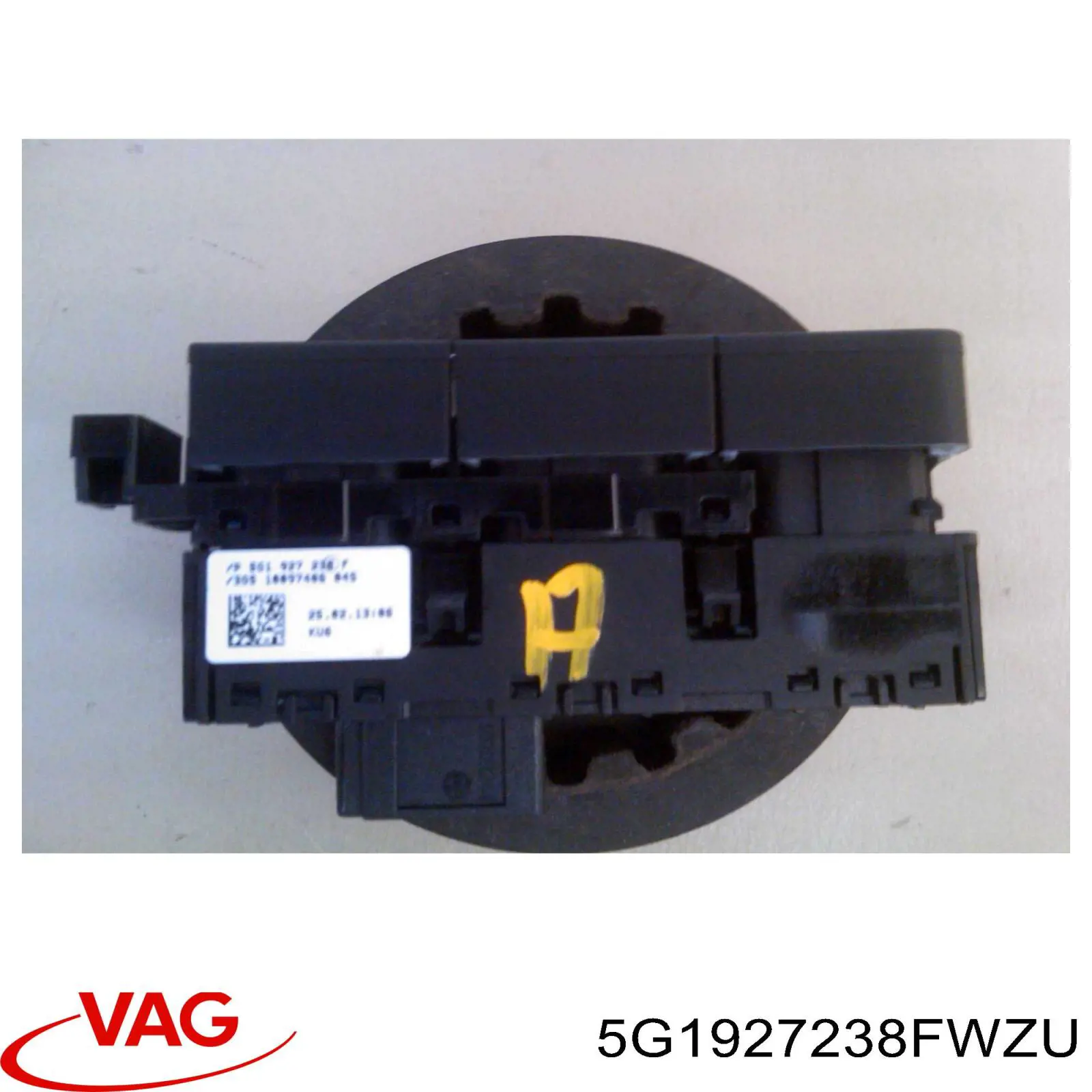 Кнопка вмикання парктроніка 5G1927238FWZU VAG