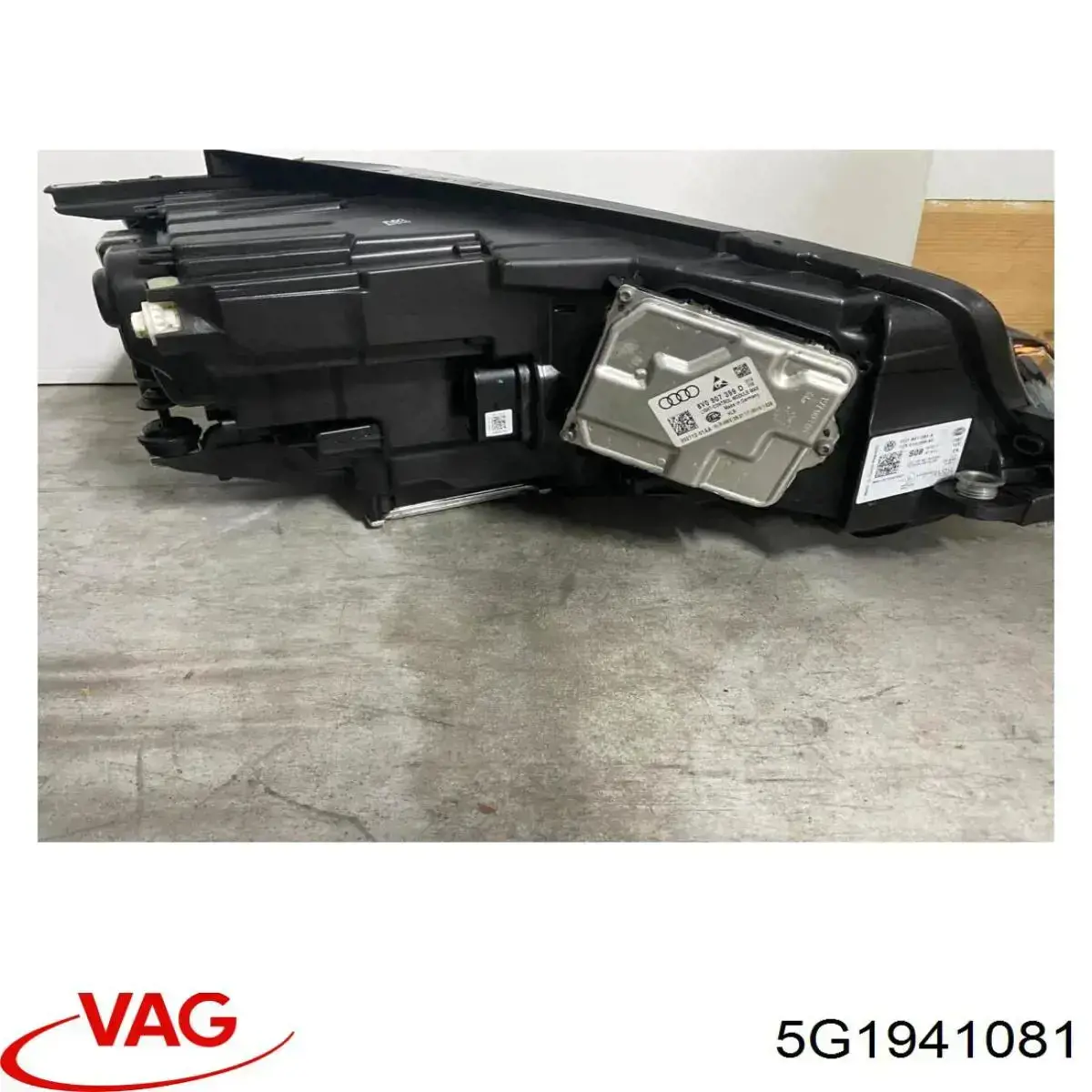 Фара дальнього світла в зборі VAG 5G1941081 ціна, від 622.18 USD