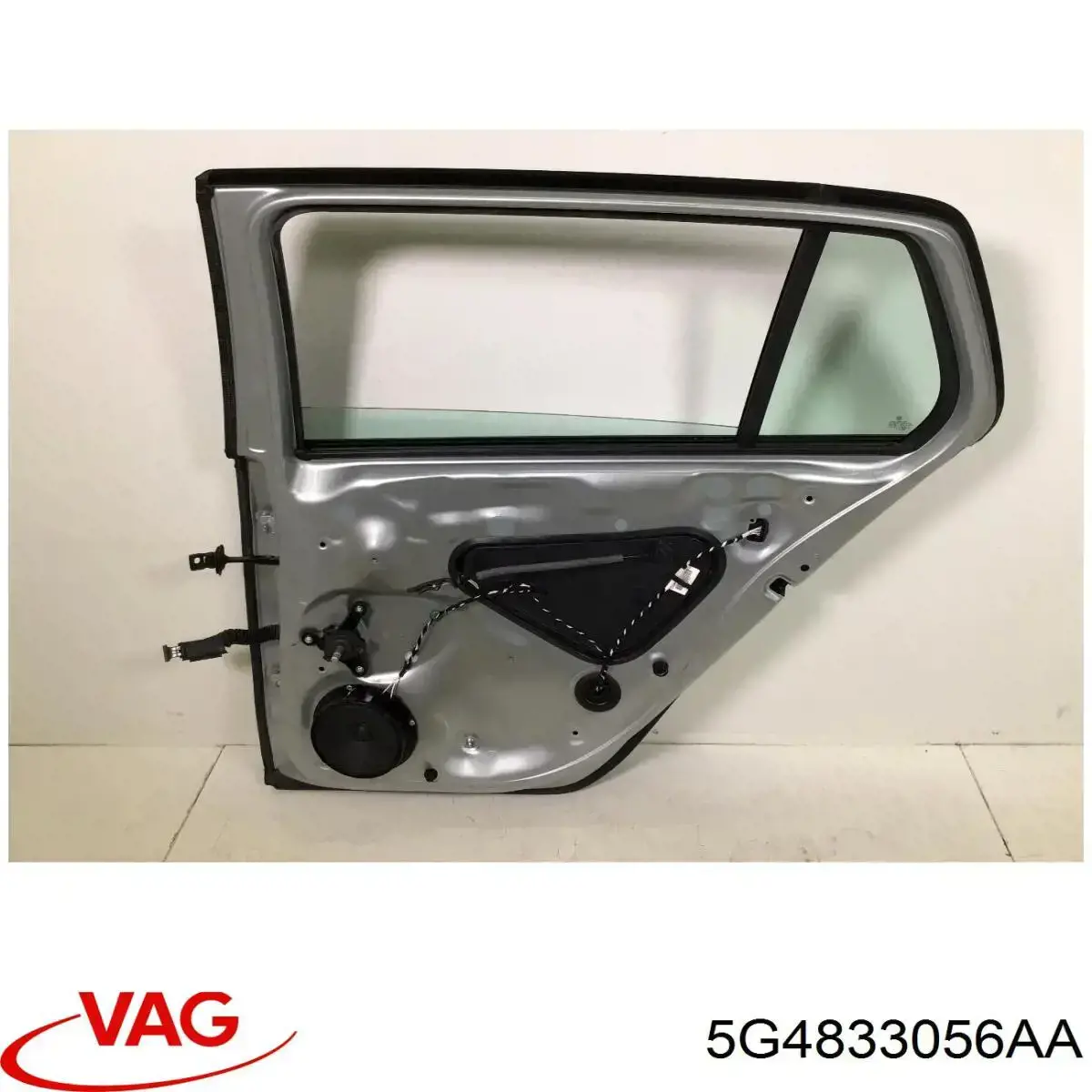Купити 5G4833056AA VAG Двері задні, праві