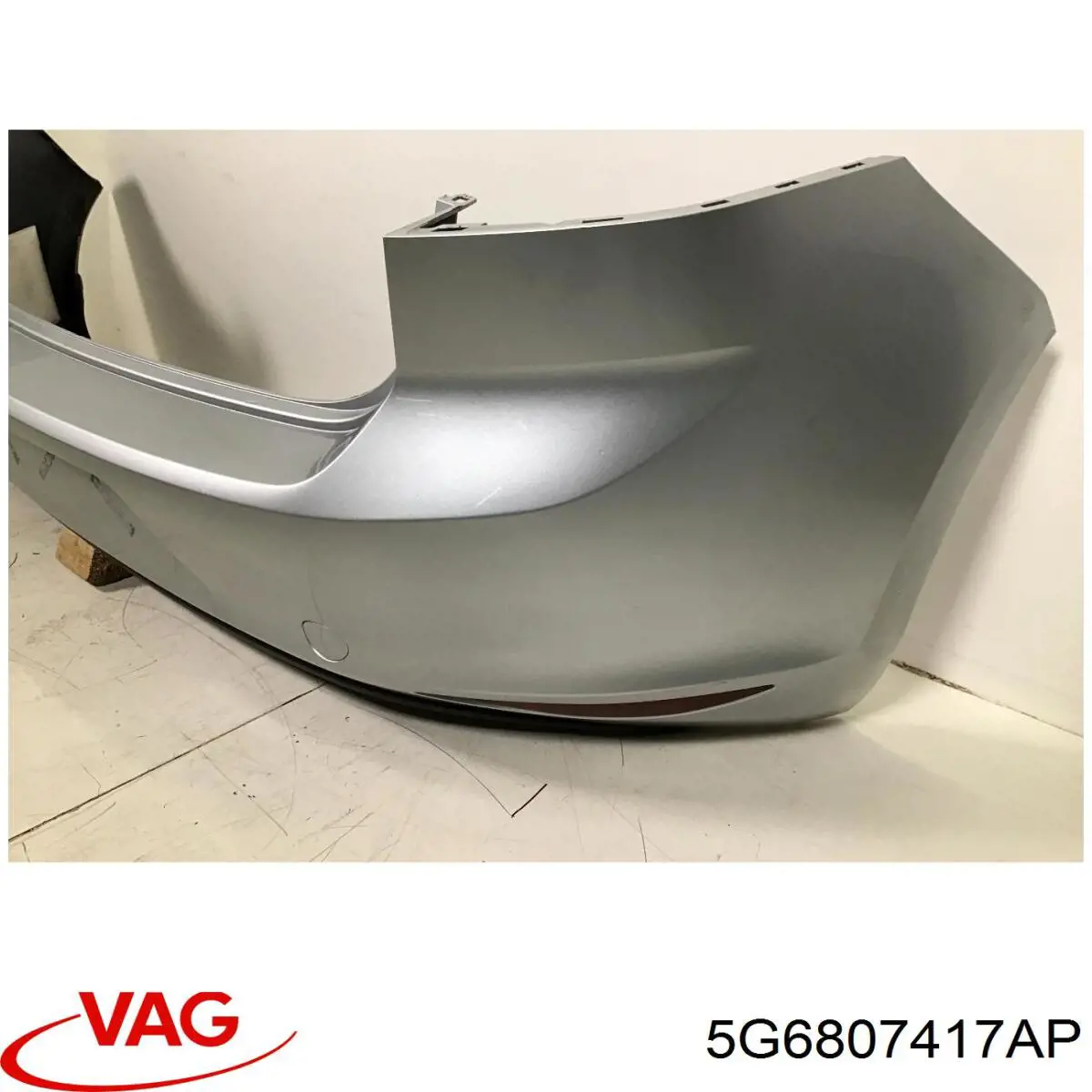 Купити 5G6807417AP VAG Задній бампер