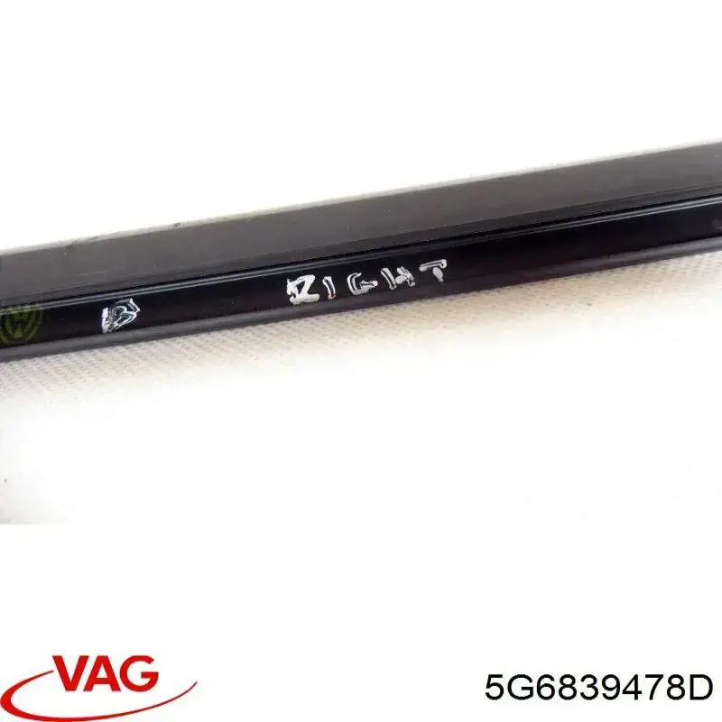 5G6839478D VAG 