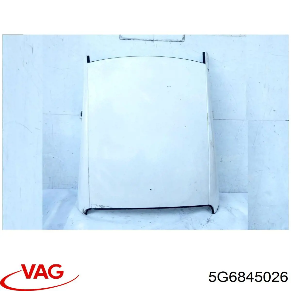 Скло задньої двері правої 5G6845026 VAG