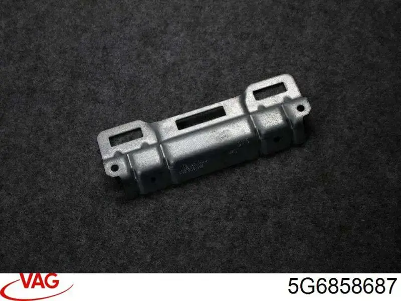 5G6858687 VAG 