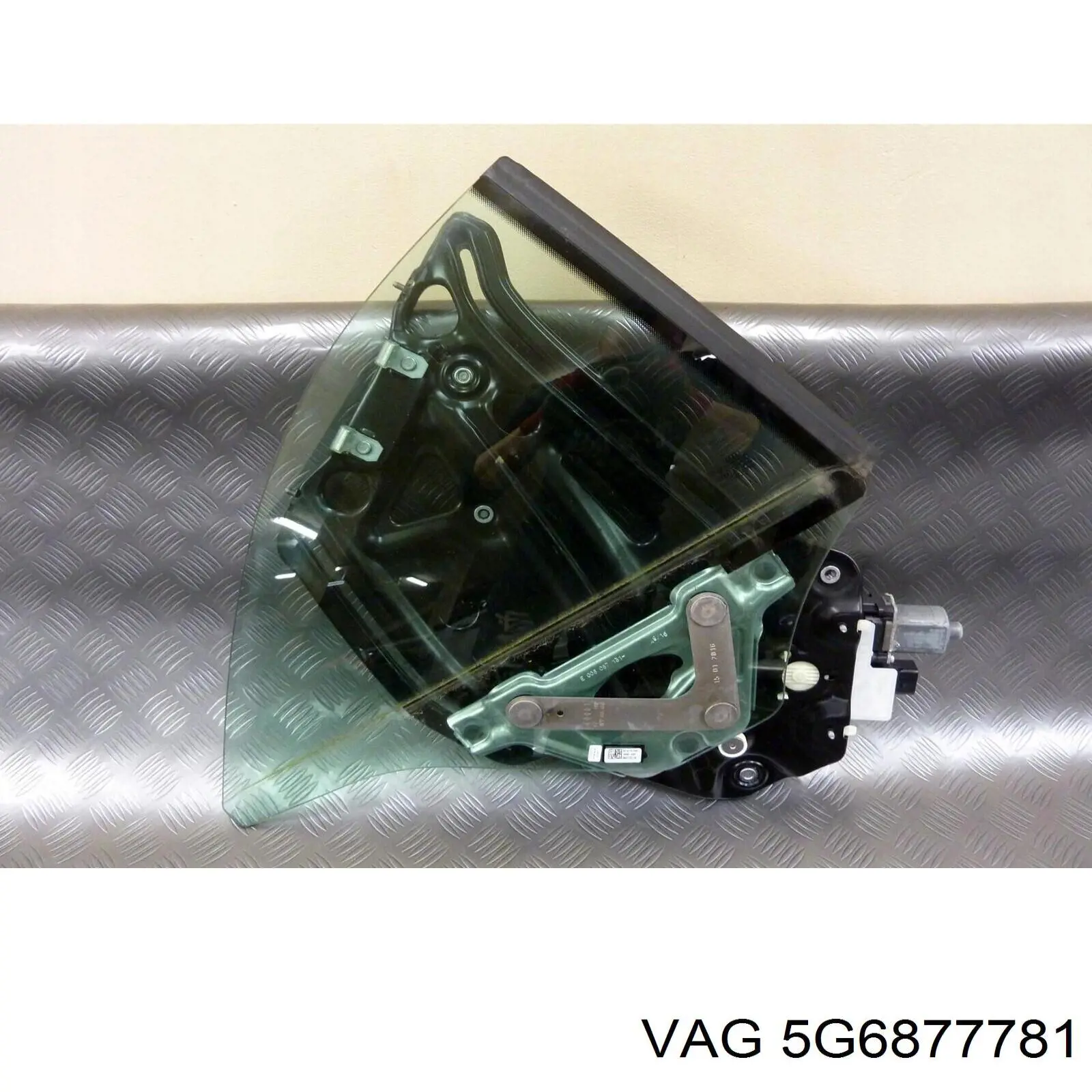  VAG 5G6877781