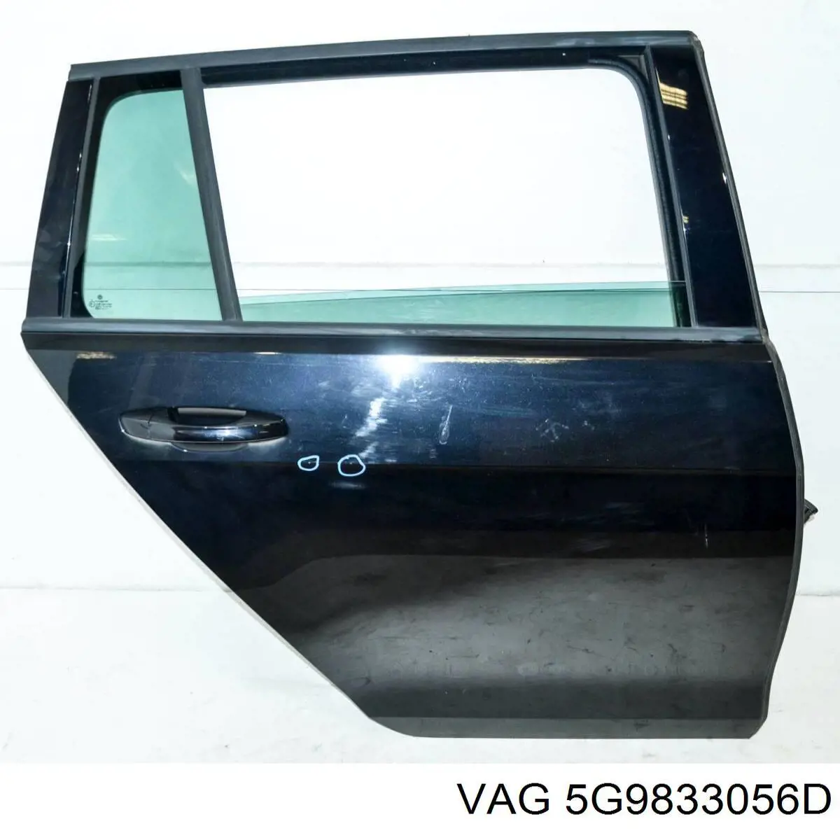 Купити 5G9833056H VAG Двері задні, праві