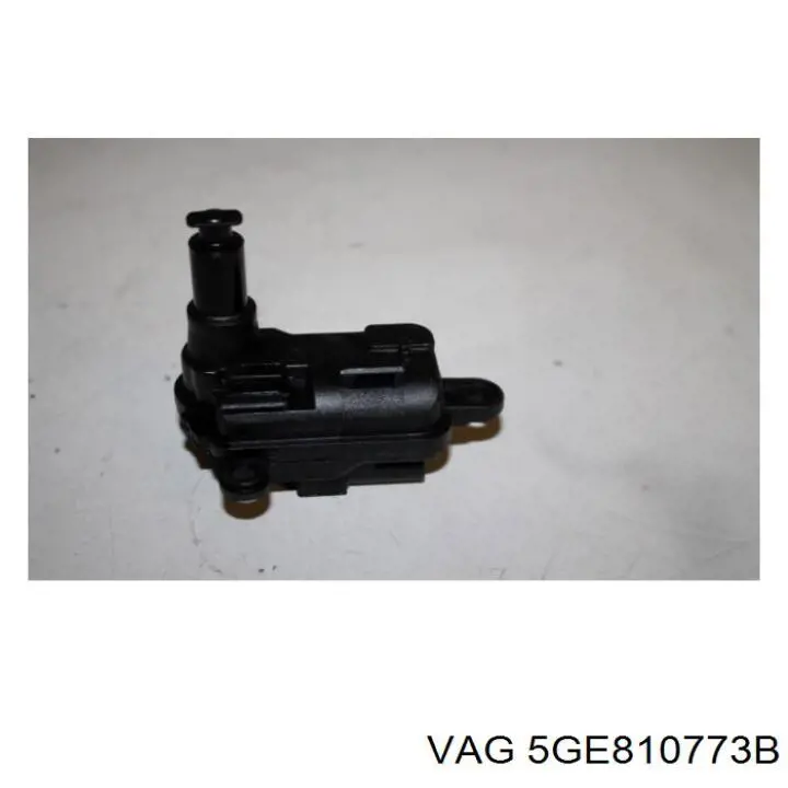 5GE810773 VAG Мотор-привод відкриття лючка бака