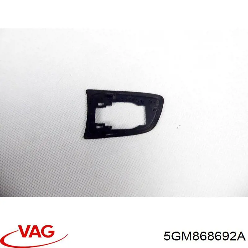  5GM868692A VAG