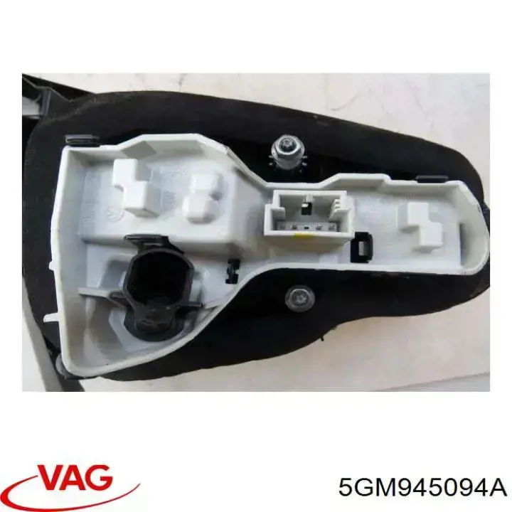 Фара задня права внутрішня VAG 5GM945094A