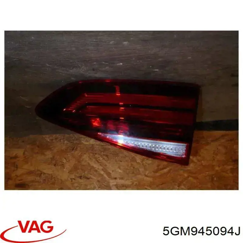 Стоп задній VAG 5GM945094J ціна, від 63.33 USD