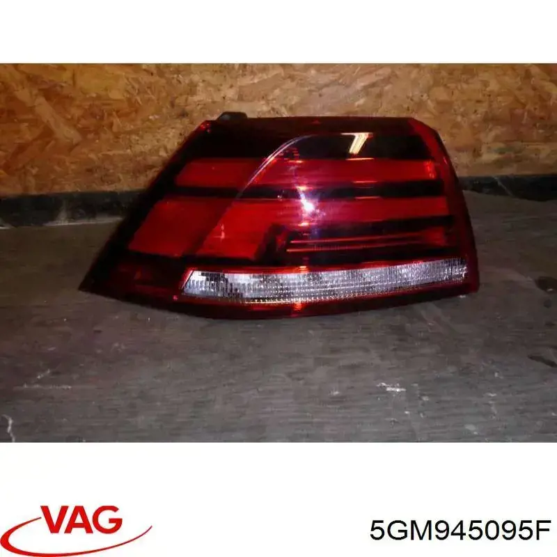 5GM945095F VAG Задній лівий зовнішній ліхтар