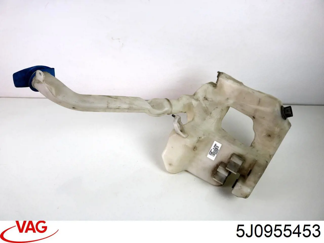 Бачок омивача лобового скла VAG 5J0955453 ціна, від 18.64 USD