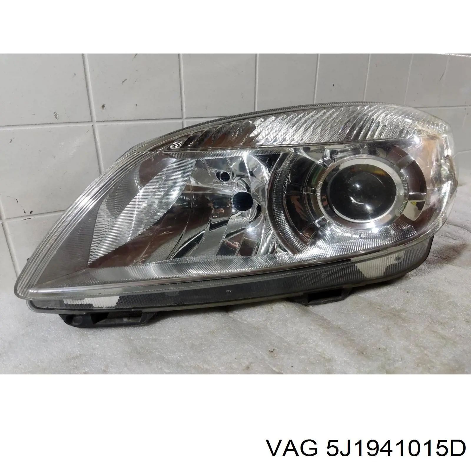 Фара VAG 5J1941015D