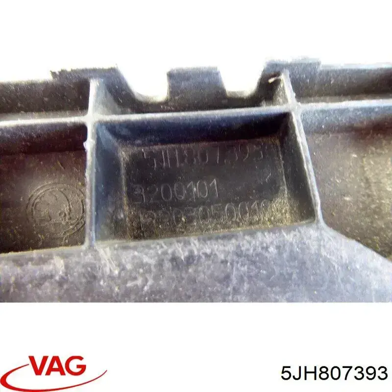 Кронштейн кріплення крила переднього лівого, передній VAG 5JH807393 ціна, від 4.23 USD