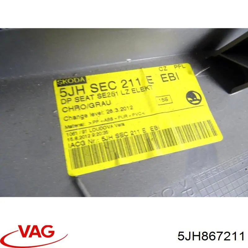 Обшивка правих задніх дверей VAG 5JH867211 ціна, від 47.40 USD