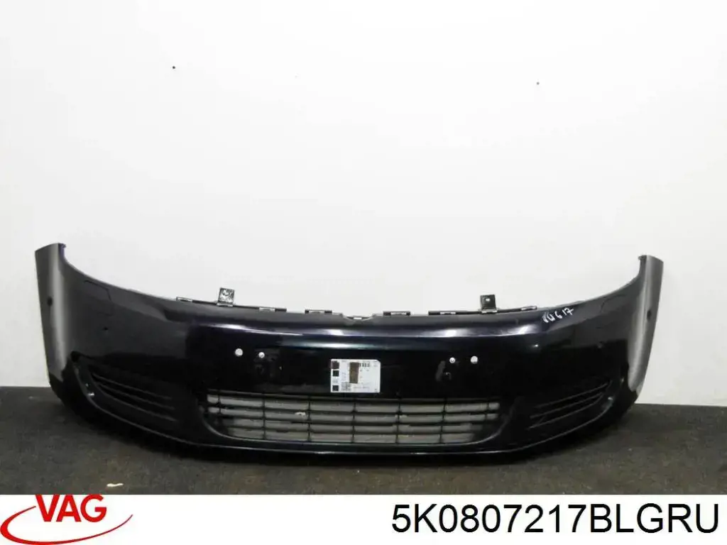 Бампер на авто VAG 5K0807217BLGRU ціна, від 43.79 USD