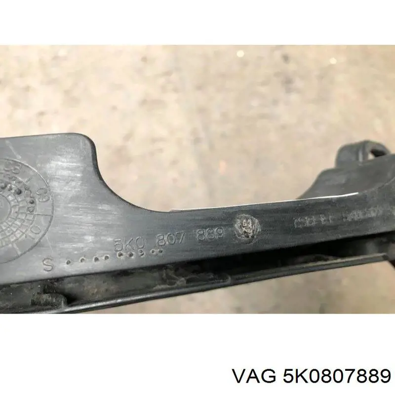 5K0807889 VAG 